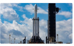 SpaceX的货运火箭将把NASA的VIPER流浪者送上月球以寻找水