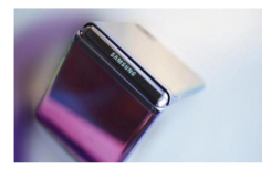 三星GalaxyZFlip3折叠手机建议采用更大的前置显示屏双色调设计