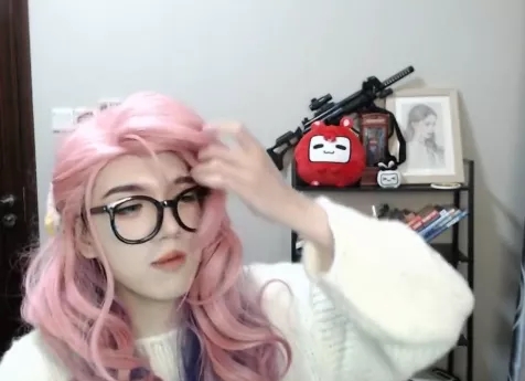 冲的最容易的一次？Pyl女装cos萨勒芬妮，烧舞一跳，封印解除！