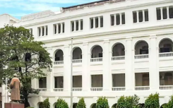 加尔各答大学将在Omicron中进行在线考试