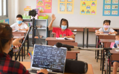 迪拜发布2022年新学校时间更新
